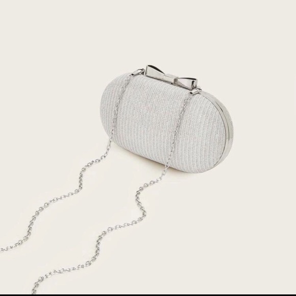 Silver Bow Evening Bag - Picture 4 of 8